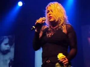 Kim Wilde - Forever Young - Talence 31 05 201312