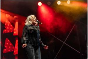 rewind-henley-shoot-the-music21